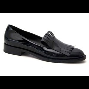 ⛔️🚫SOLD - MaxMara | Black Genie Patent Loafer | Size 37.5